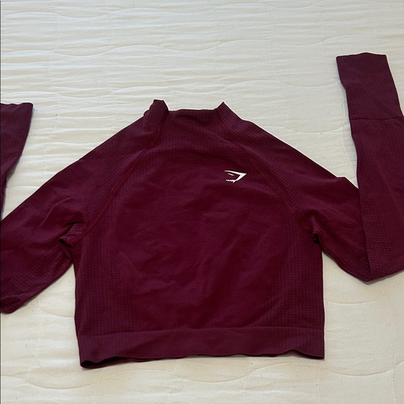 Gymshark Burgundy Crop Top - Picture 1 of 4